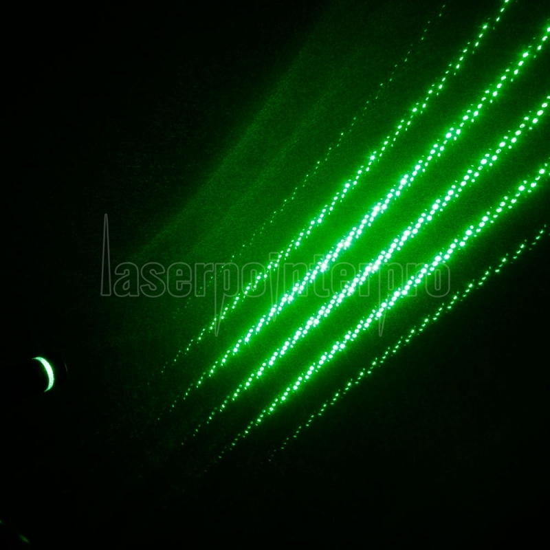 Pointeur laser vert 2 en 1 MODEL Visible a 5 Km EFFET STROBOSCOPE-1MW